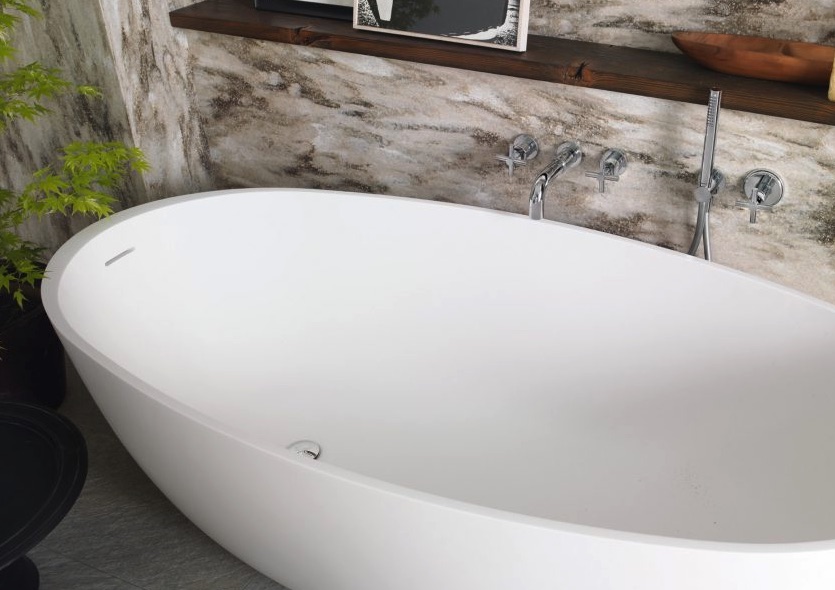 Custom-corian-bathtub